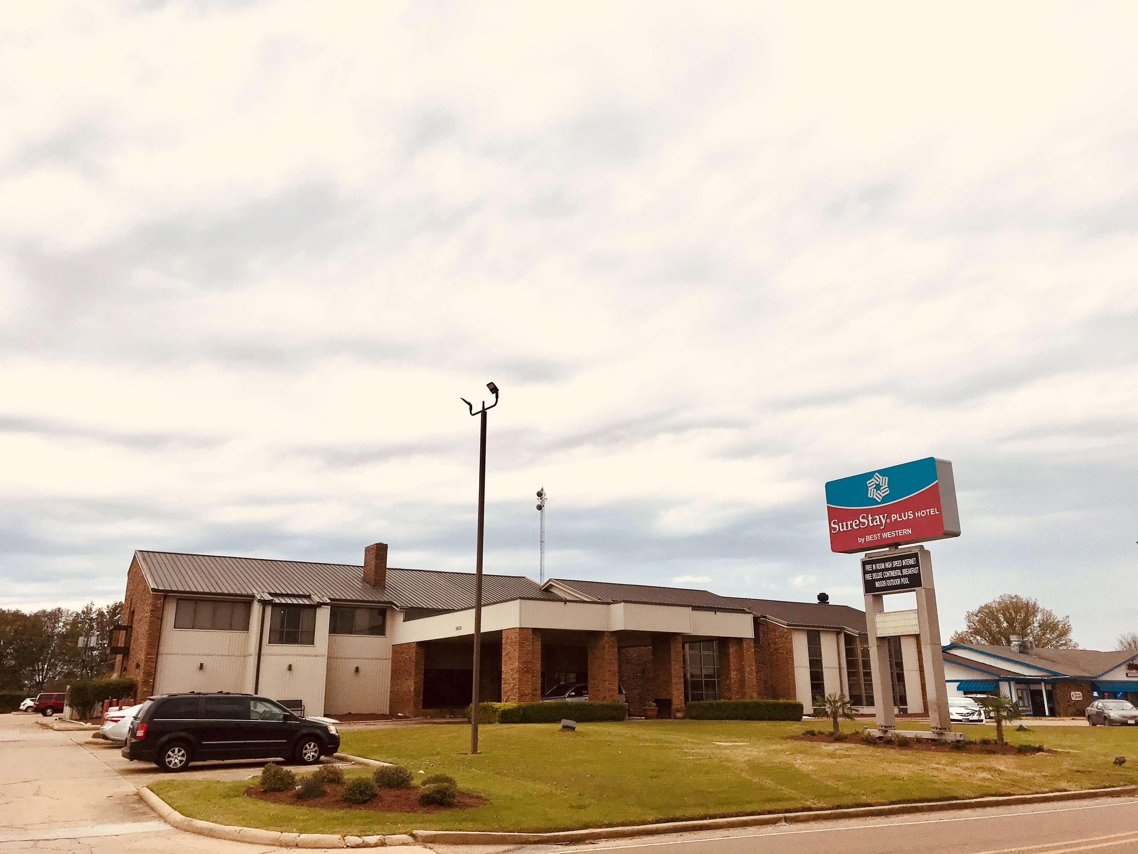 Surestay Plus Hotel By Best Western Greenwood Exterior foto