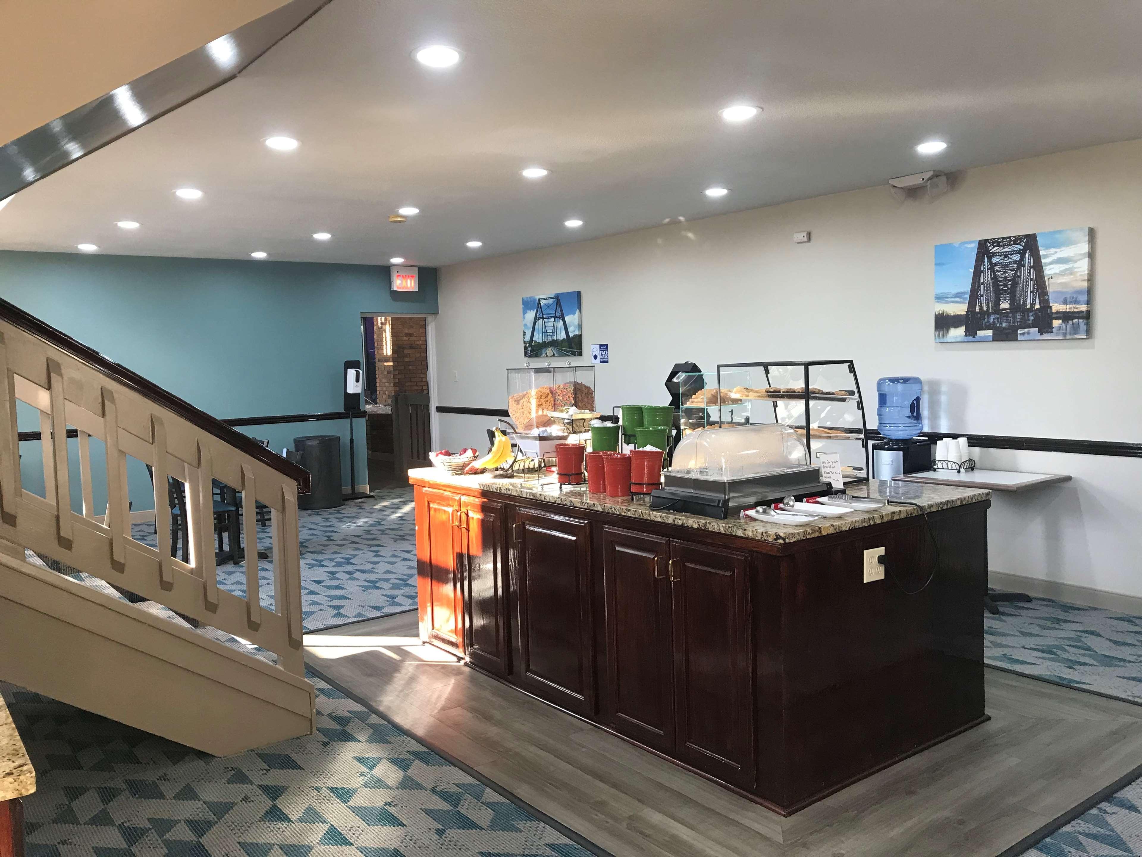 Surestay Plus Hotel By Best Western Greenwood Exterior foto